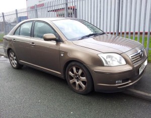 Toyota Avensis T Spirit breaking parts