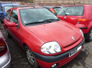 Renault Clio Sport breaking parts spares