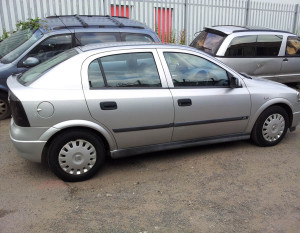 Vauxhall Astra LS breaking parts spares