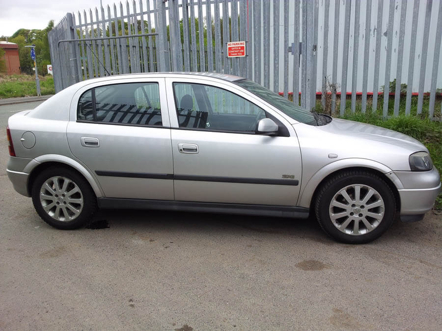 Vauxhall Astra breaking parts SXI CDTI