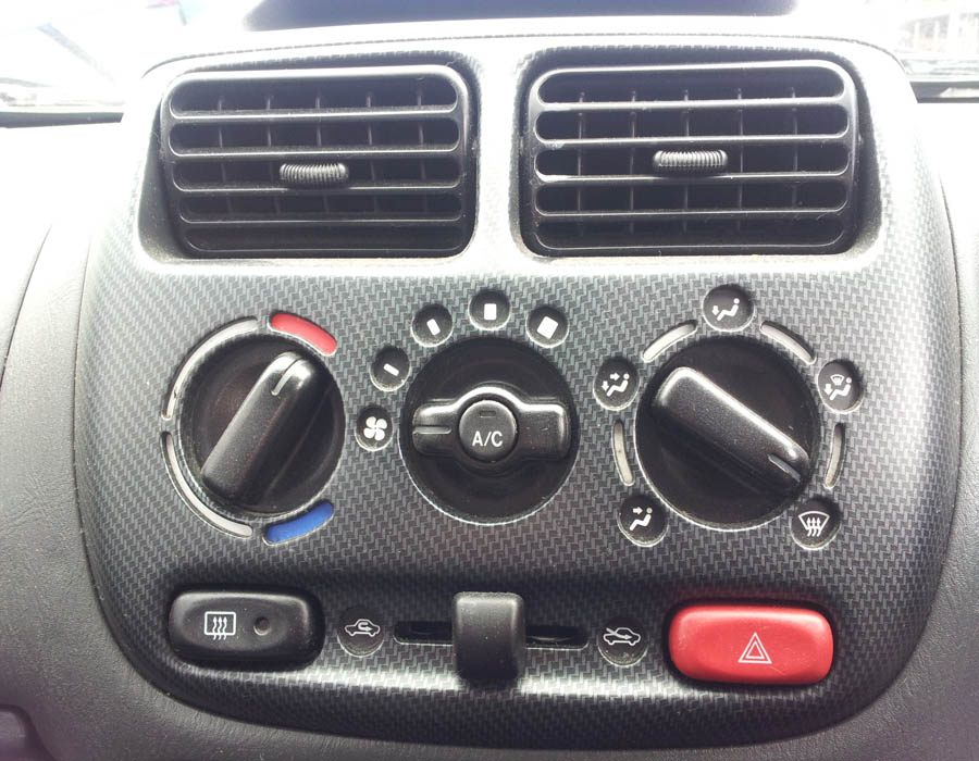 Suzuki Ignis Sport heater-control-panel