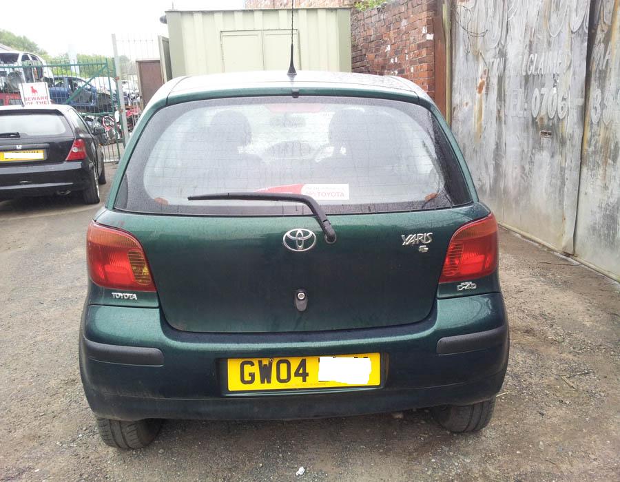 Toyota Yaris breaking for parts spares MK1