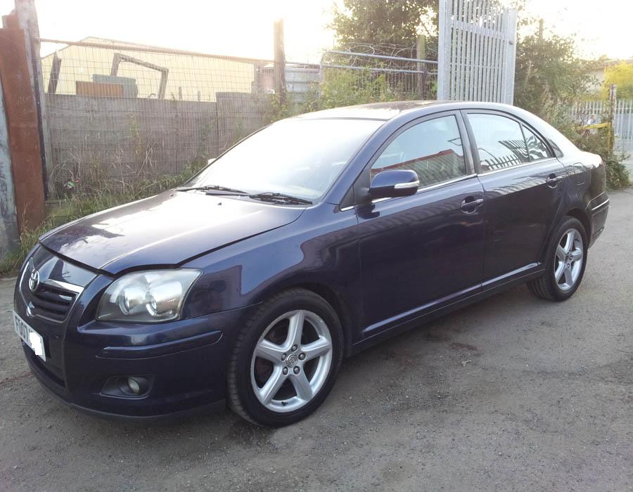 Toyota Avensis T Spirit breaking parts spares 2.2 D4D 2007