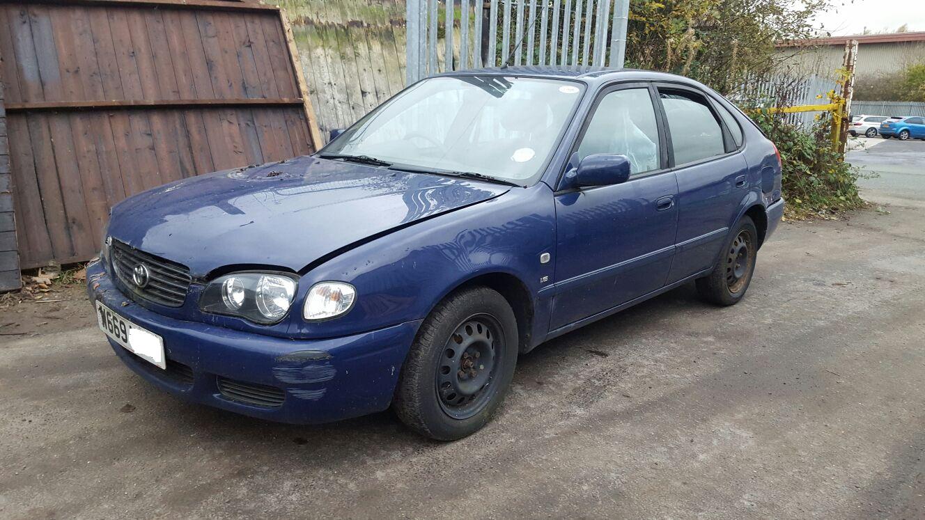 Toyota Corolla Breaking Parts Spares MK8 1.6 Petrol 2000