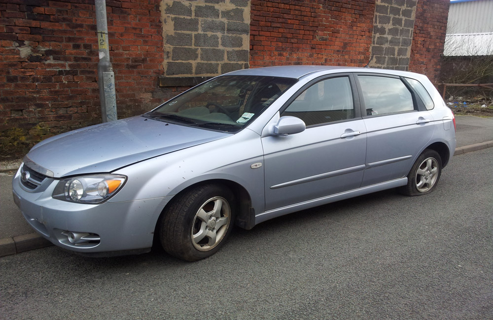 Kia Cerato LX CRDI breaking parts spares 1.5 Diesel 2004-2007