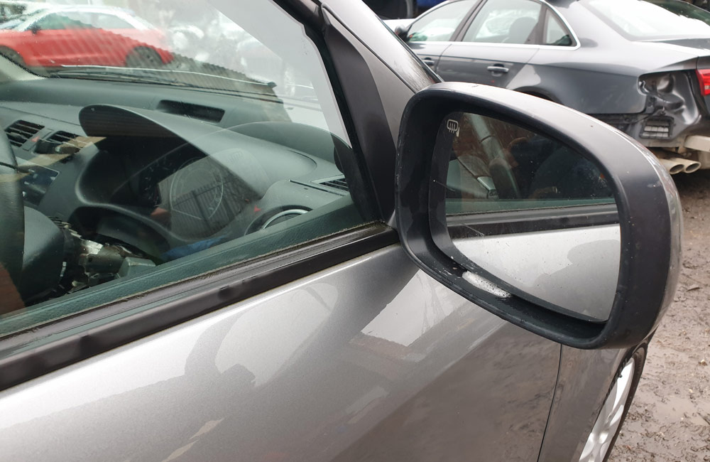 Suzuki Swift GLX VVTS Door mirror driver side front electric