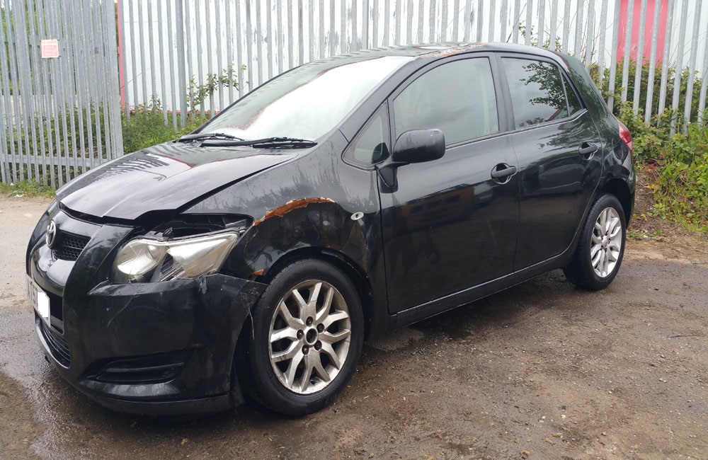 Toyota Auris Breaking Parts T2 D4D 2006-2012 5 Door