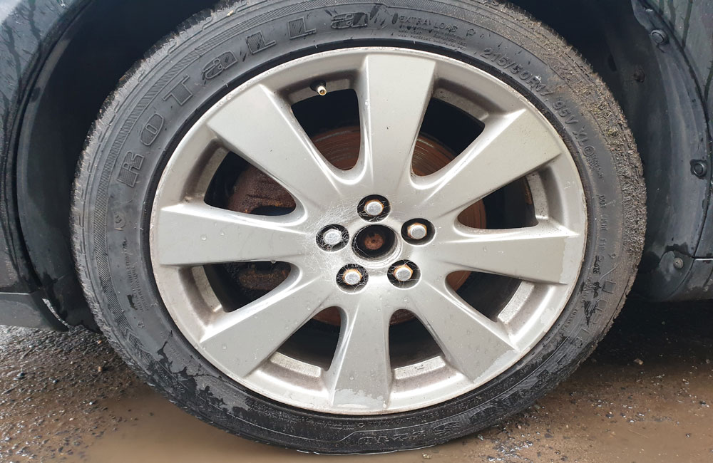 Toyota Avensis TR D-4D Alloy wheels