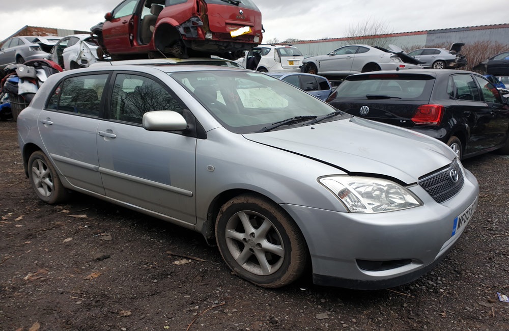 Toyota Corolla T Spirit D4D Breaking Parts Spares 2001-2004