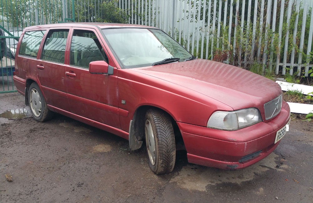 Volvo V70 Breaking Parts MK1 10V 2.5 Petrol Estate 1996-2000