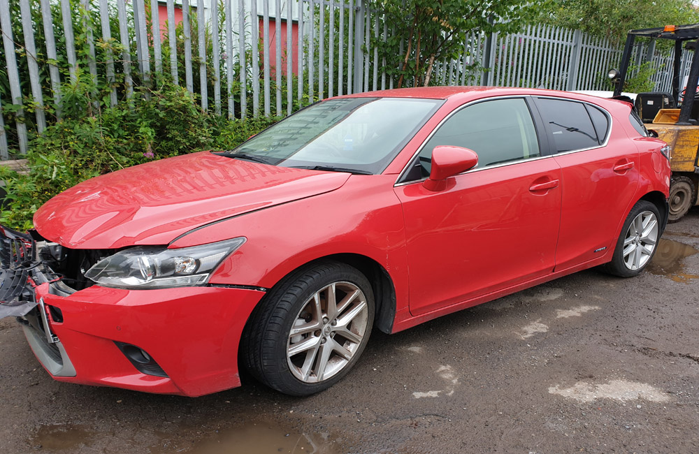 Lexus CT 200H SE Axle beam