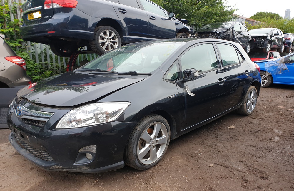 Toyota Auris T Spirit breaking parts spares 1.8 Hybrid Electric 2010-2012