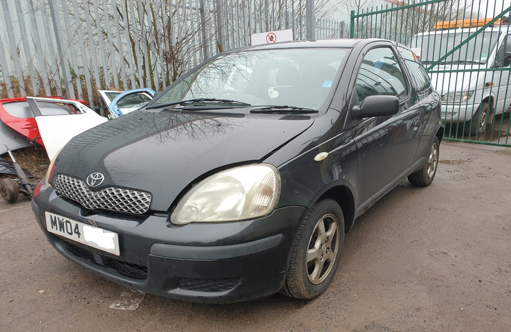 Toyota Yaris breaking parts spares 1999-2006 3 Door Black 1SZ-FE Engine