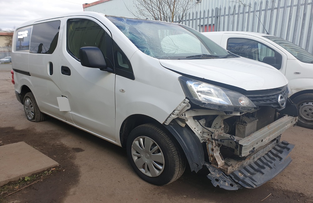 Nissan NV200 Acenta DCI Bumper reinforcer rear