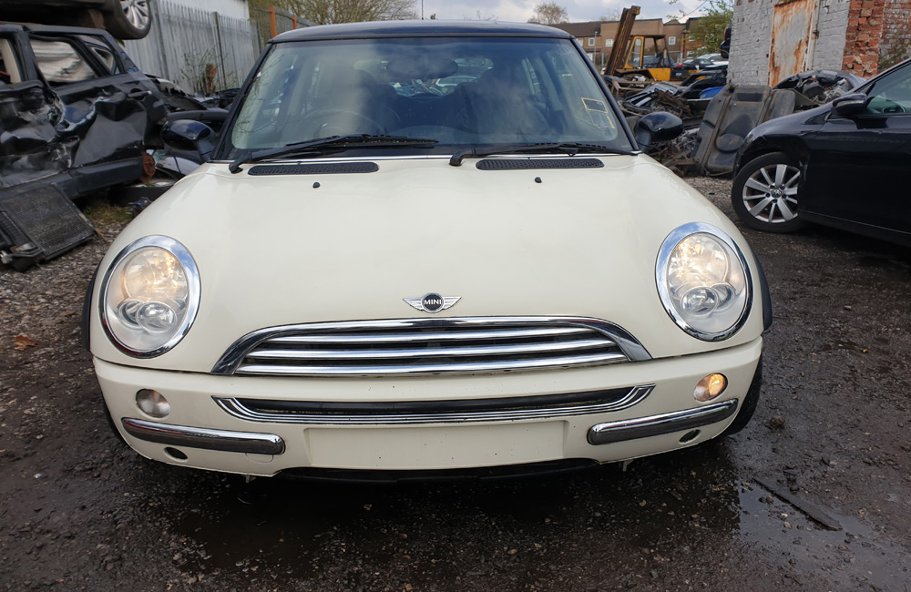 Mini Cooper Breaking Spares Parts R50 2001-2006 Pepper White Engine Gearbox