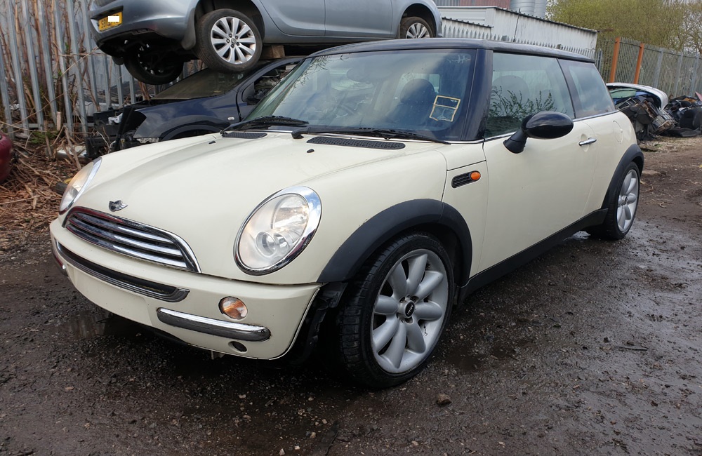 Mini Cooper Breaking Spares Parts R50 2001-2006 Pepper White Engine Gearbox