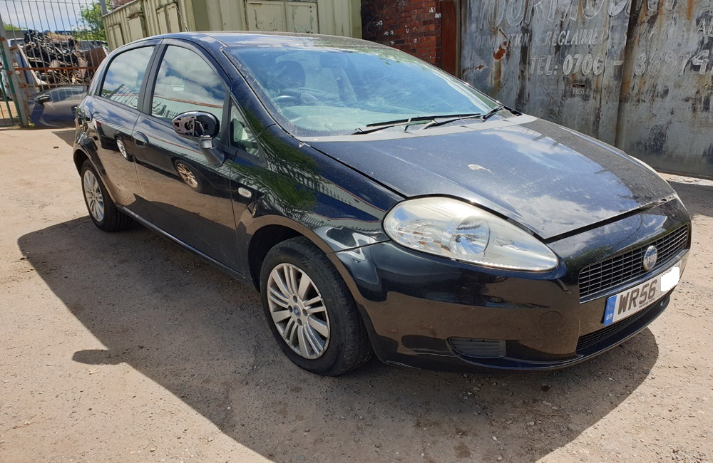 Fiat Grande Punto Dynamic 8V breaking spares parts 2006-2011 Black