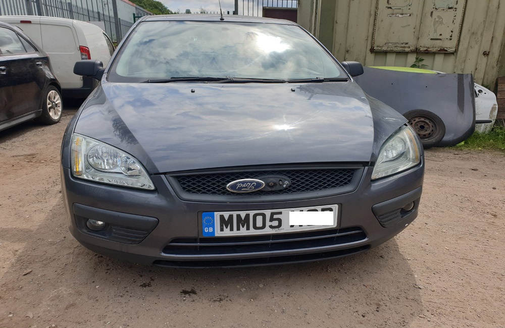 Ford Focus Sport breaking spares parts MK2 1.6 Magnum Grey