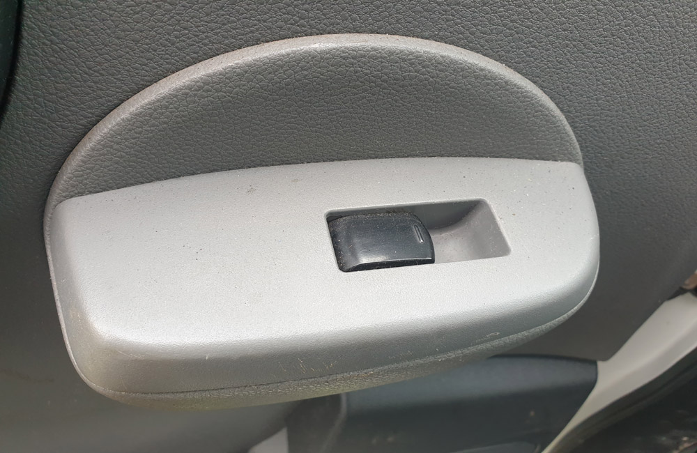 Nissan NV200 Acenta DCI Window switch passenger side front