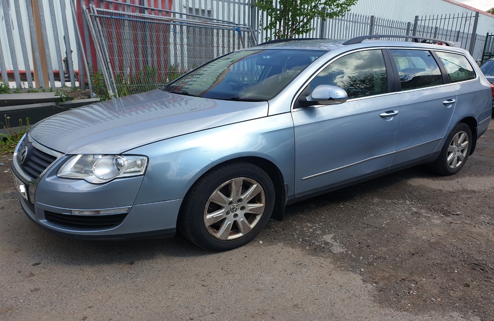 VW Passat B6 TDI SE Breaking Spares Parts Estate Blue C8Z 2005-2010