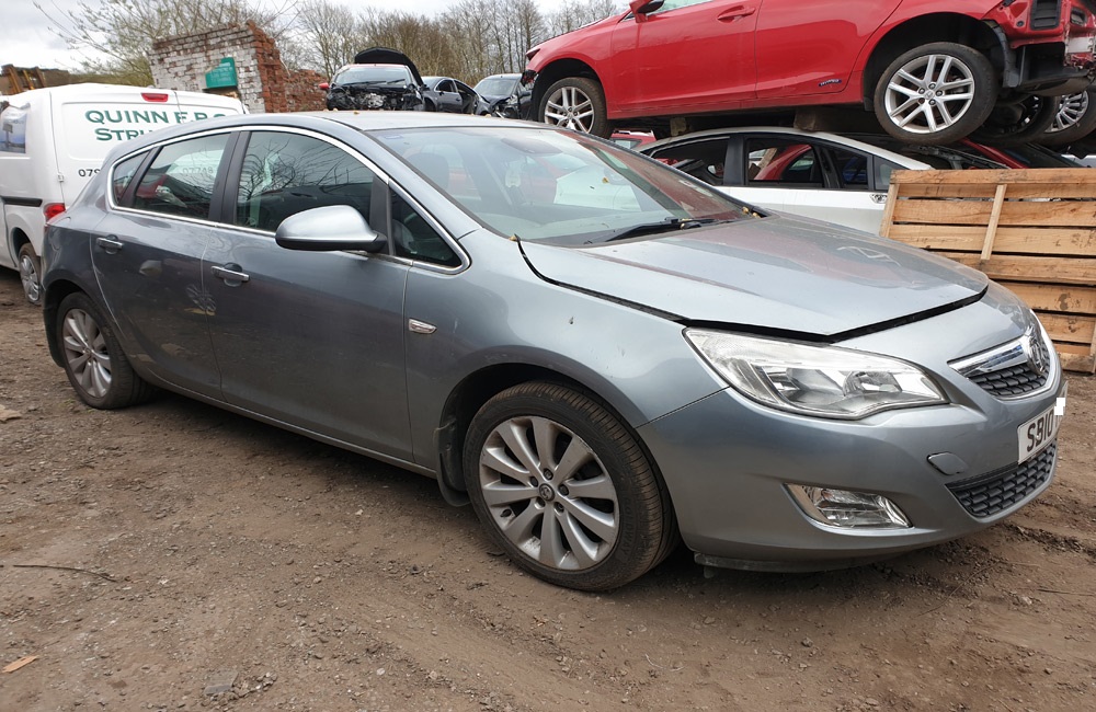 Vauxhall Astra J SE Breaking Spares Parts GEV Grey 1.6 Engine Gearbox