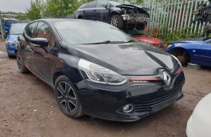 Renault Clio breaking spares parts MK4 Dynamique Medianav 2014-2019