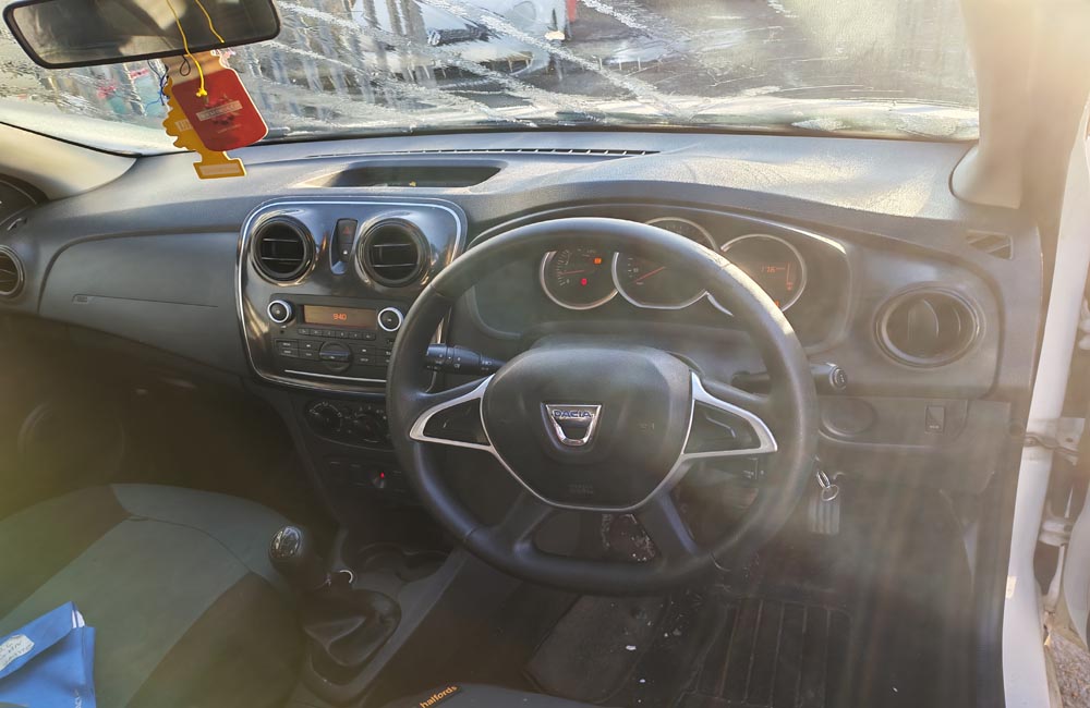 Dacia Logan MCV Estate 2016-2020 Breaking For Parts Spares White DV369 DCI